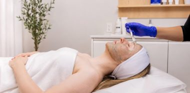 Peeling : exfoliez et illuminez votre peau en douceur