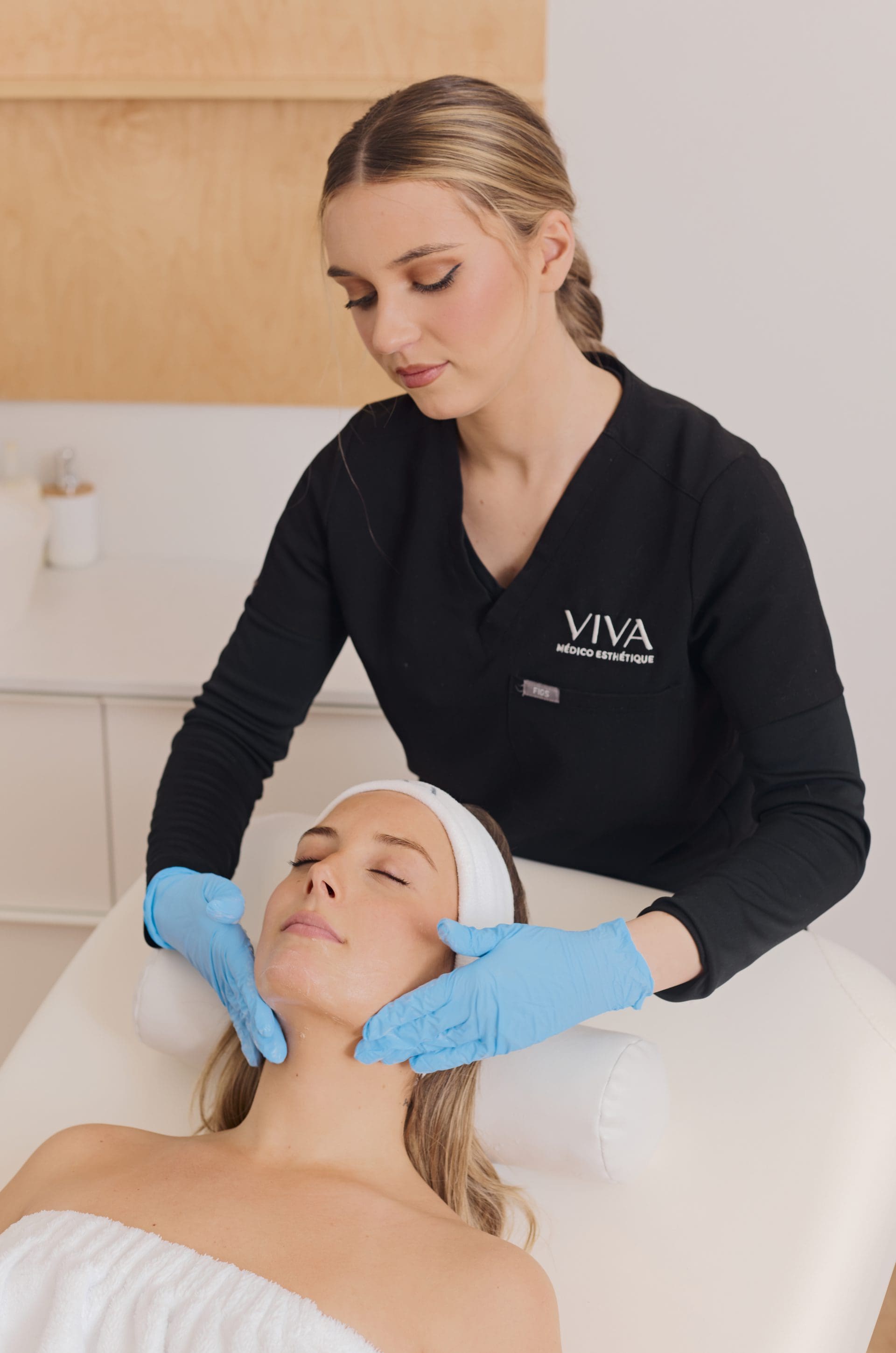 Teint terne : peau du visage fatiguée et déshydratée