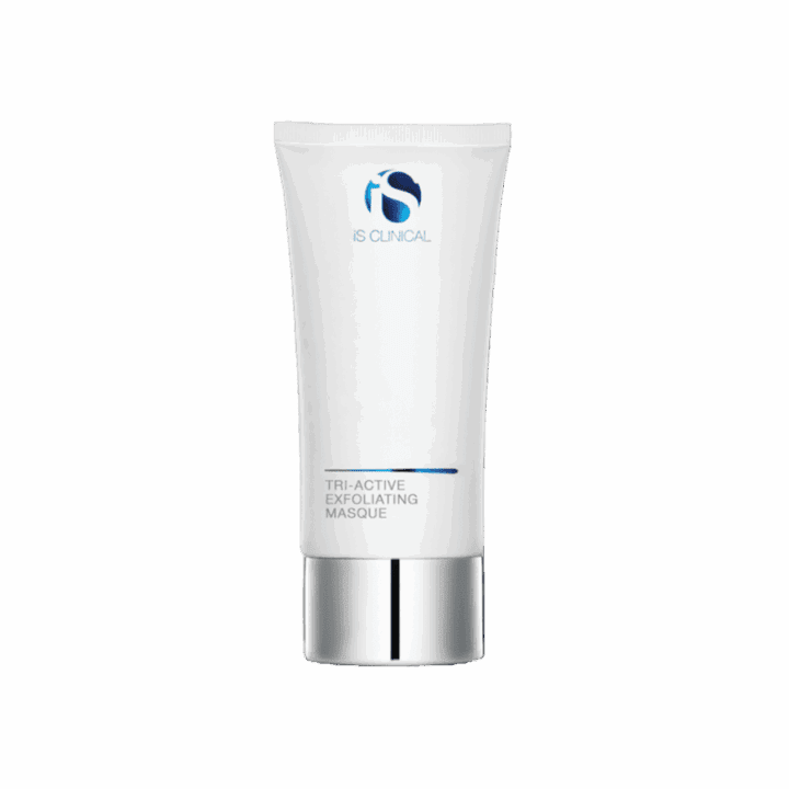 Un tube blanc de iS CLINICAL Tri-Active Exfoliating Masque avec un bouchon argenté, présenté à la verticale sur un fond clair uni.
